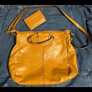HOBO Sheila Bag in Honey Color with Matching Jill Tri-Fold Wallet